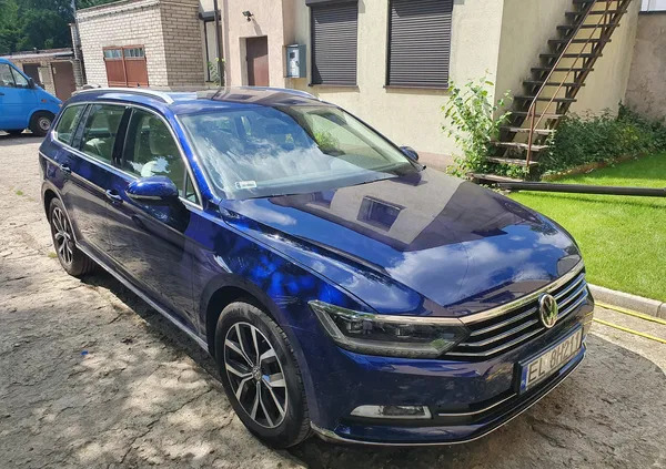 samochody osobowe Volkswagen Passat cena 90000 przebieg: 105000, rok produkcji 2018 z Łódź